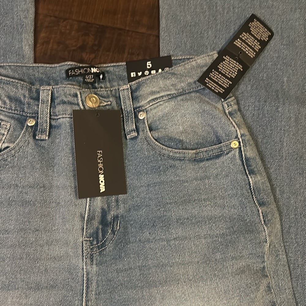 Fashion Nova High Waist Flare Jeans included in 2x$20 promo - Picture 2 of 4